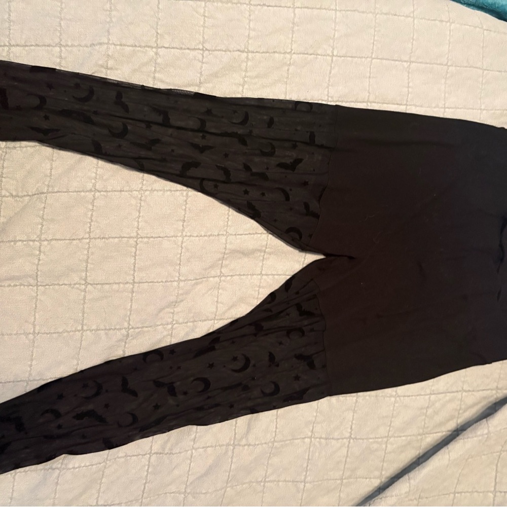 torrid Black Moon & Star Velvet Burnout Leggings